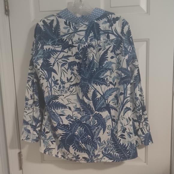 Talbots Blue and White Patterned Blouse - Picture 7 of 9